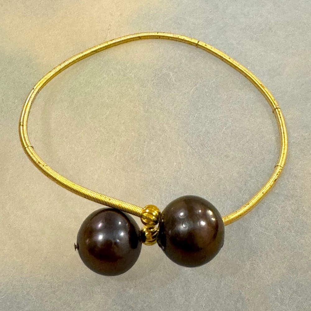 Pearl bracelet